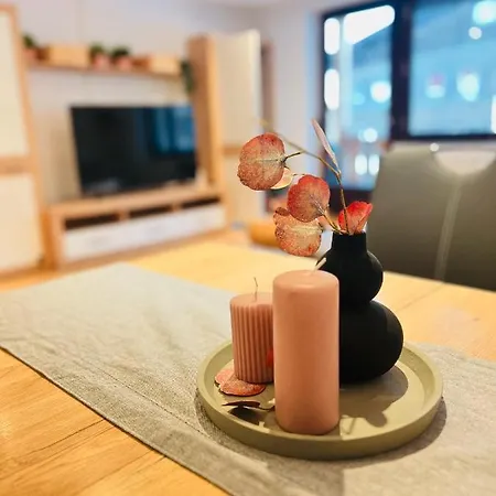 Modernes Seefeld And Chill Relax Im Zentrum Mit Netflix For Free Lägenhet